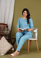 Trendy Stylish Floral Print co-ord set for girls and women